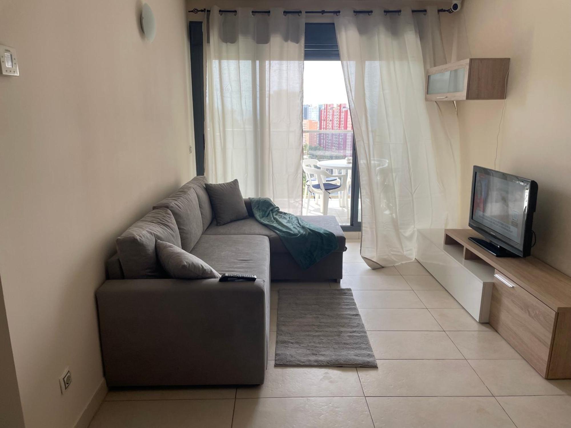 Apartamento Con Vistas Y Bien Ubicado Renovado Μπένιντορμ Εξωτερικό φωτογραφία
