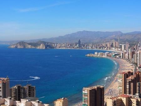 Apartamento Con Vistas Y Bien Ubicado Renovado Μπένιντορμ Εξωτερικό φωτογραφία